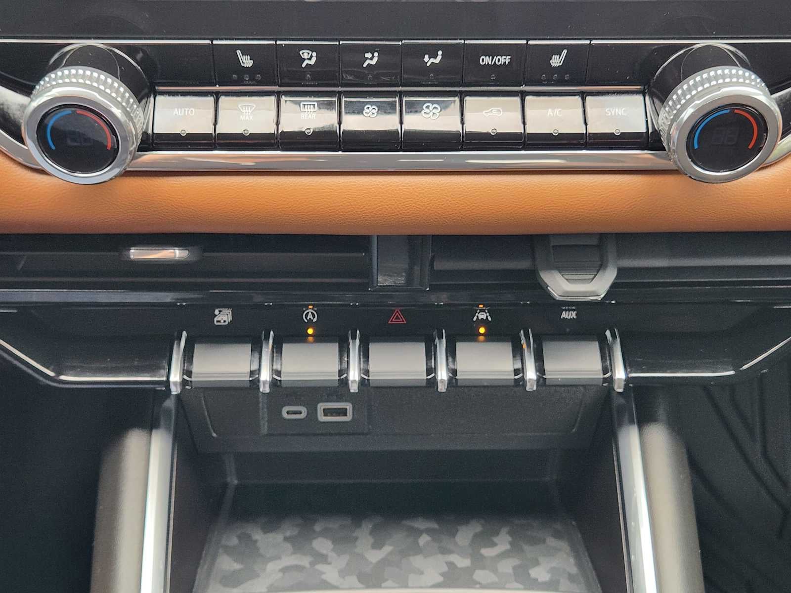 2024 GMC Canyon 4WD AT4