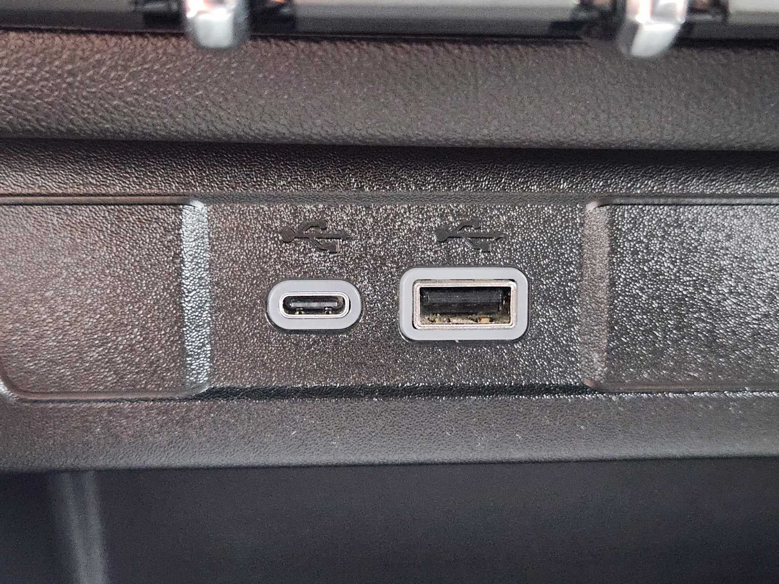 2024 GMC Canyon 4WD AT4