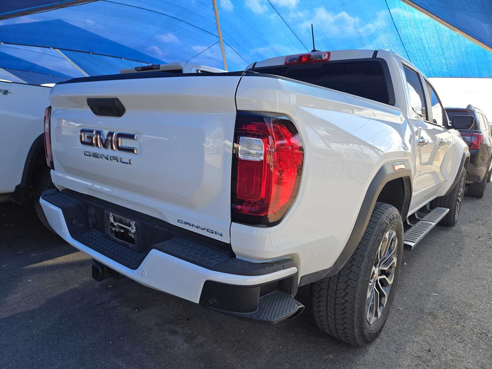 2023 GMC Canyon 4WD Denali