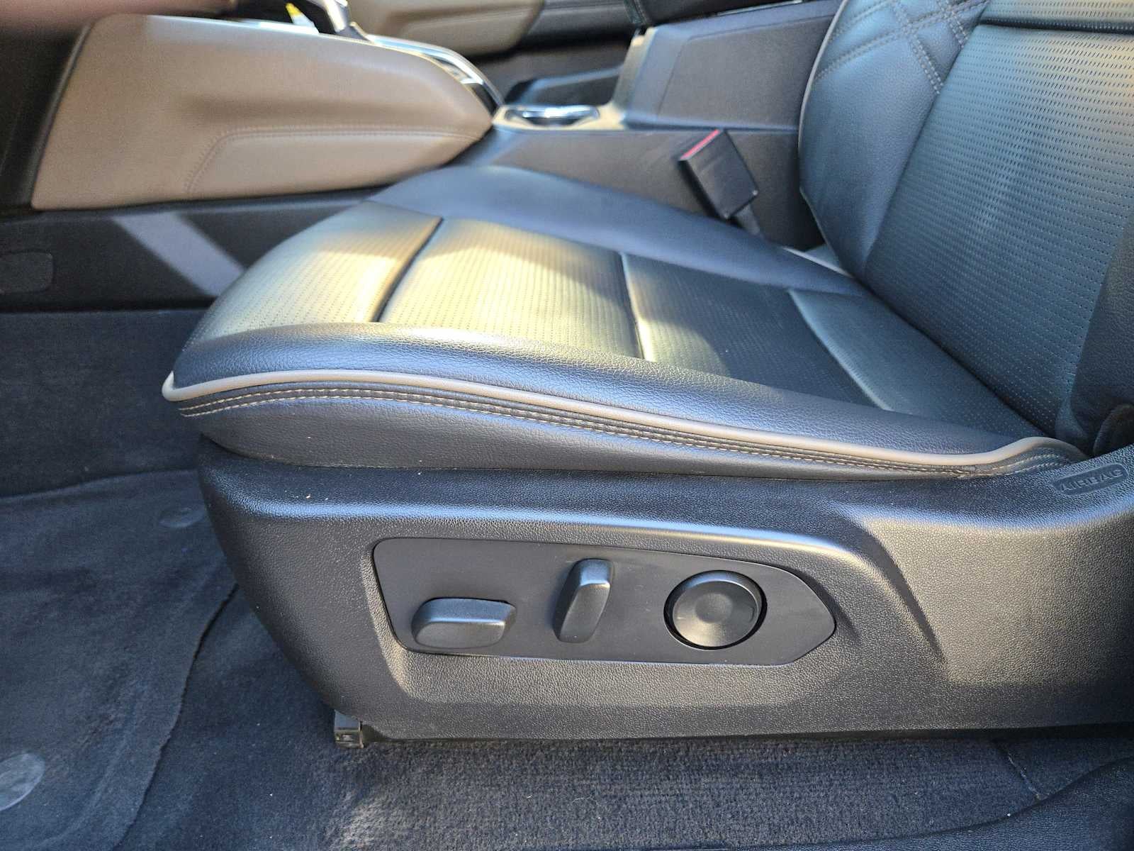 2024 GMC Canyon 4WD Denali