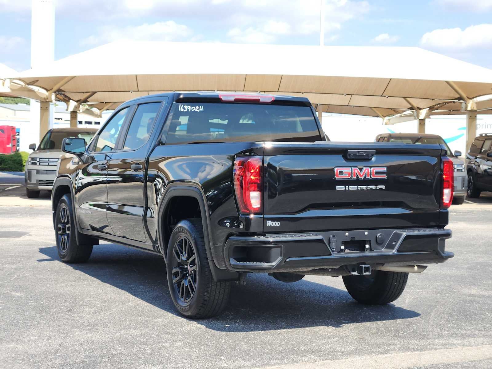 2025 GMC Sierra 1500 Pro