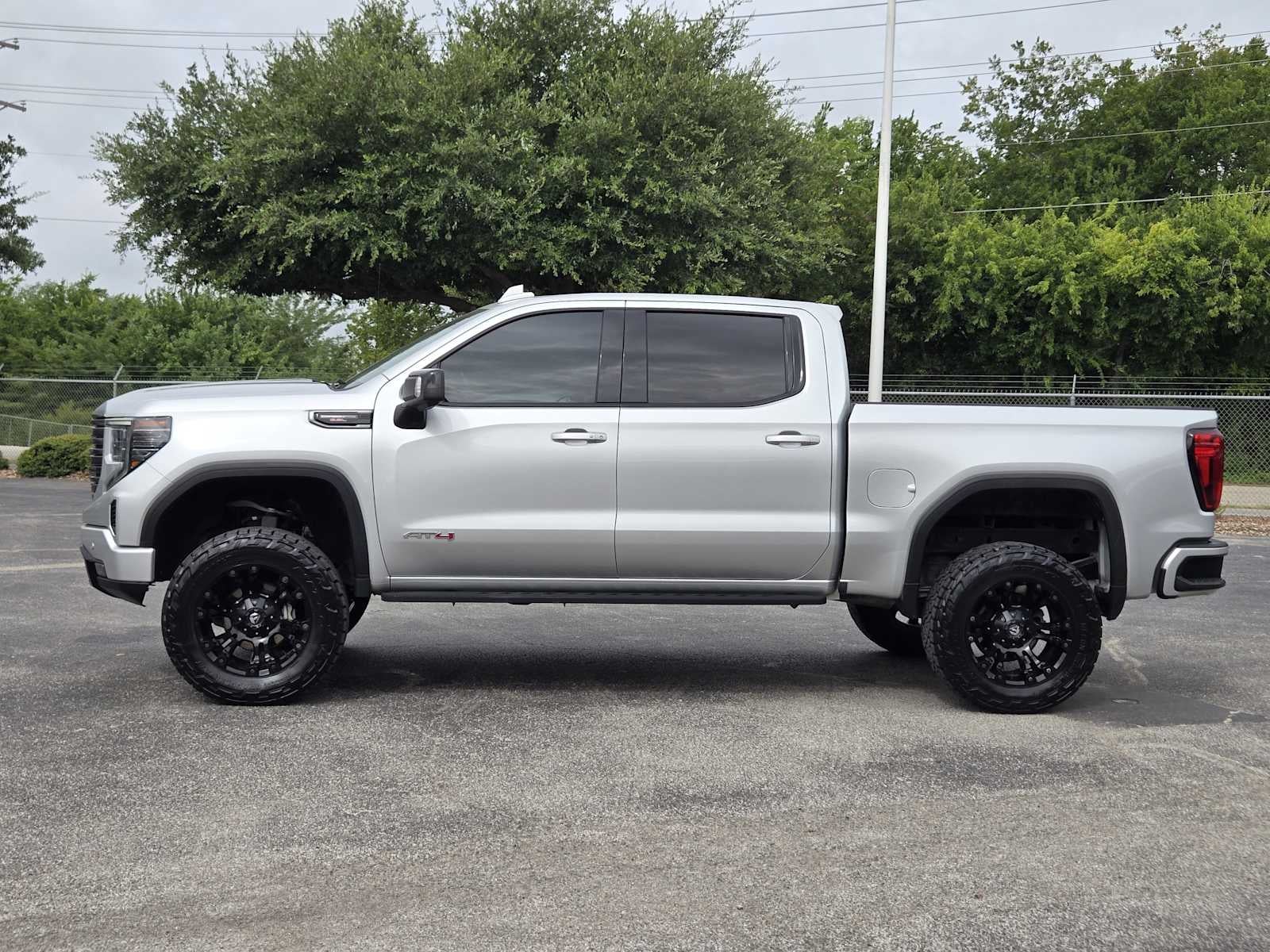 2022 GMC Sierra 1500 AT4
