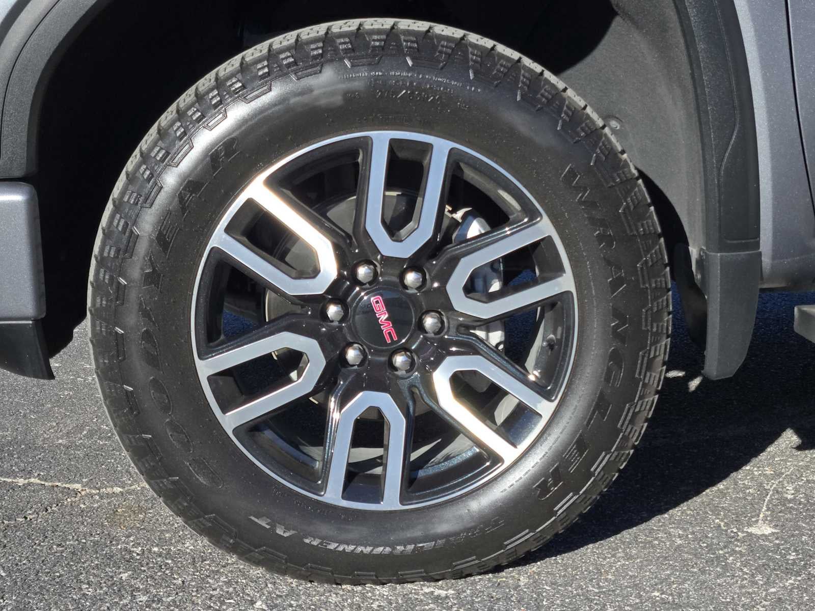 2021 GMC Sierra 1500 AT4