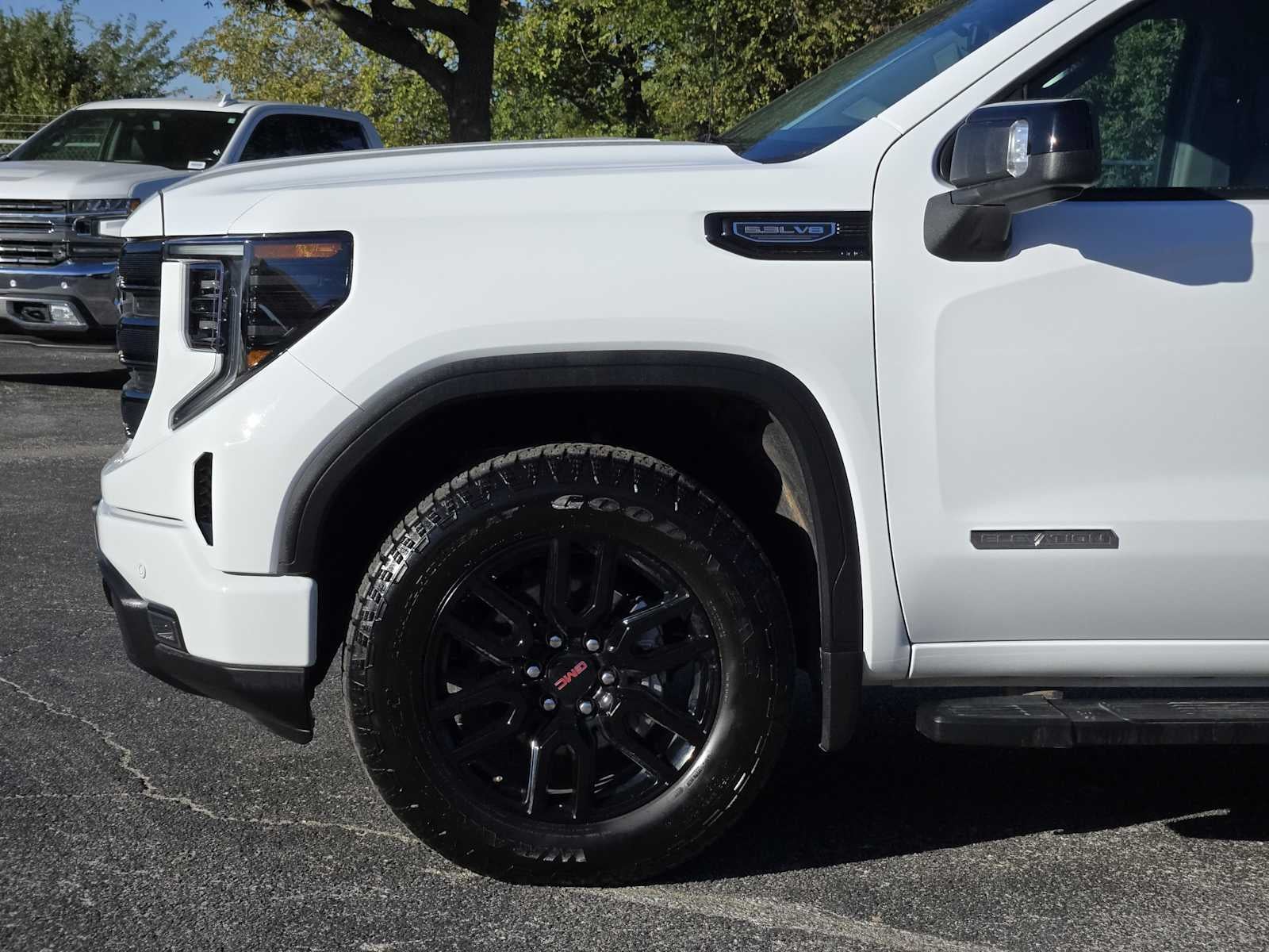 2025 GMC Sierra 1500 Elevation