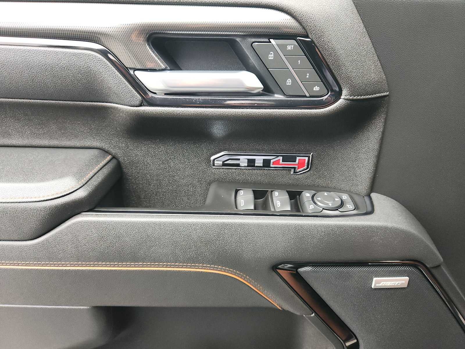 2025 GMC Sierra 1500 AT4