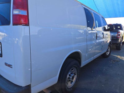 2020 GMC Savana Cargo Van RWD 2500 135"