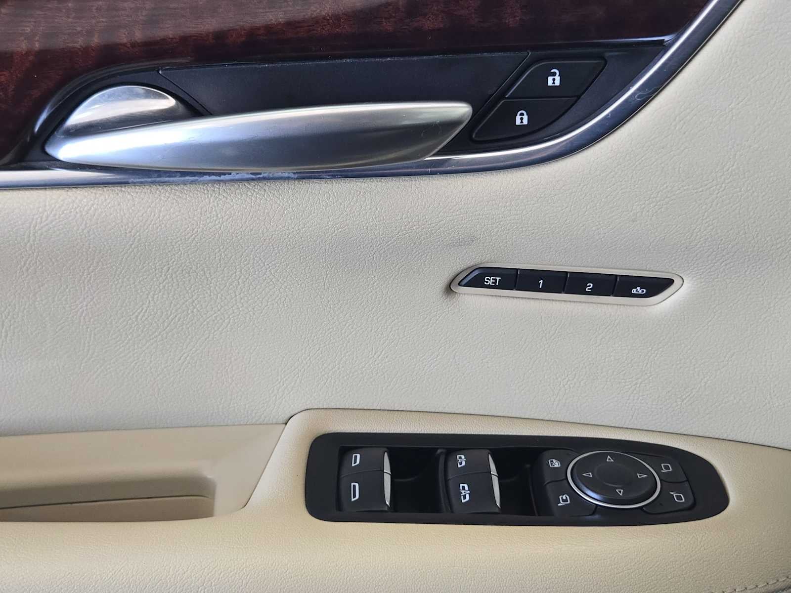 2018 Cadillac XT5 Luxury FWD