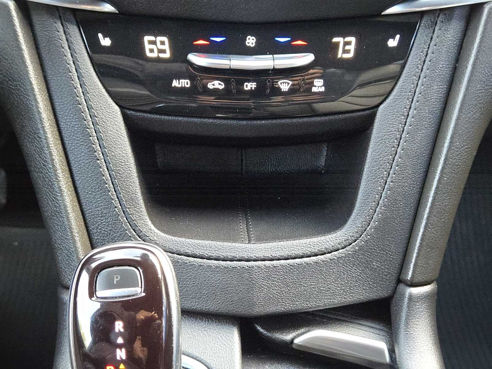 2022 Cadillac XT6 Luxury