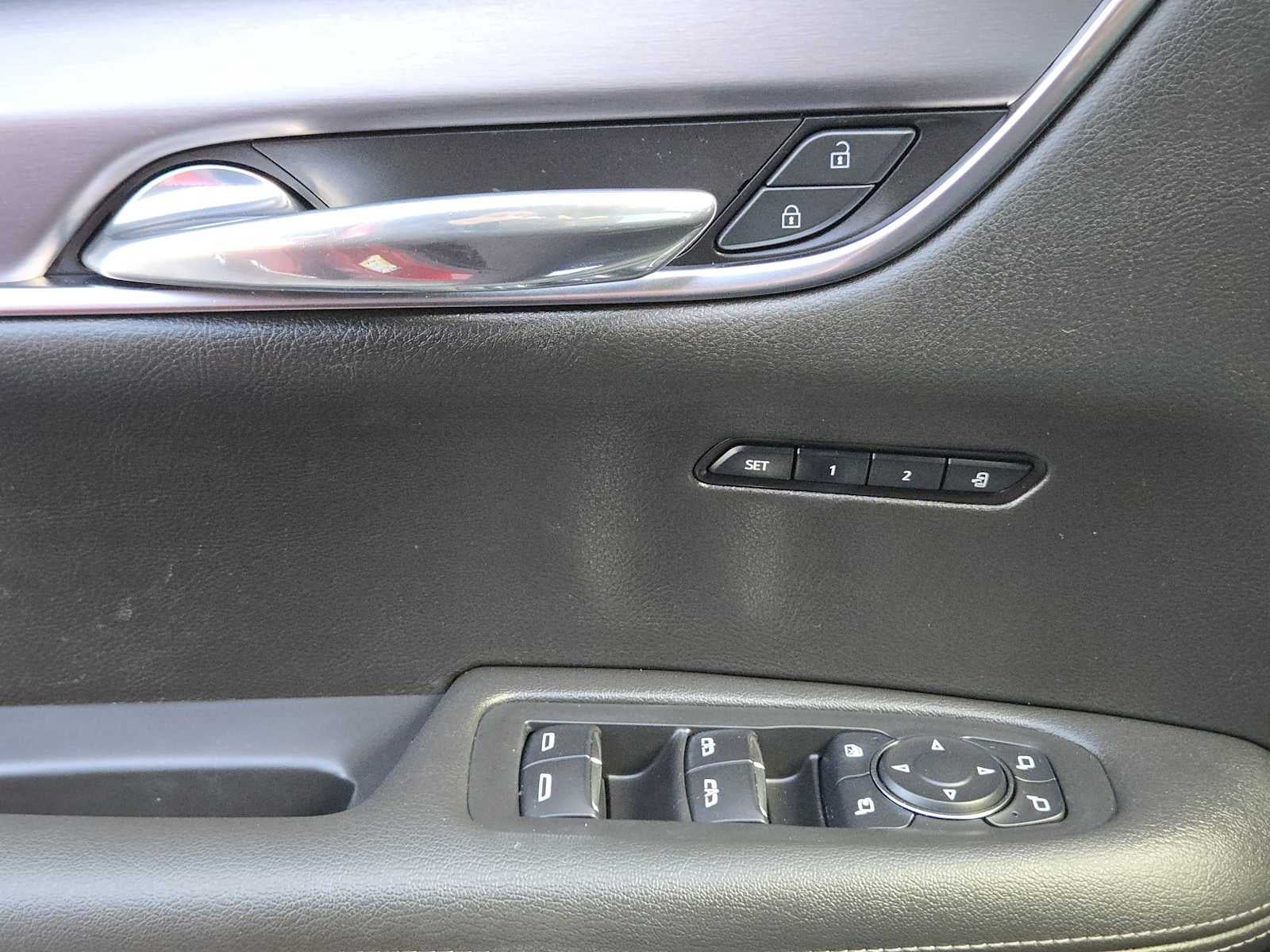 2022 Cadillac XT6 Luxury