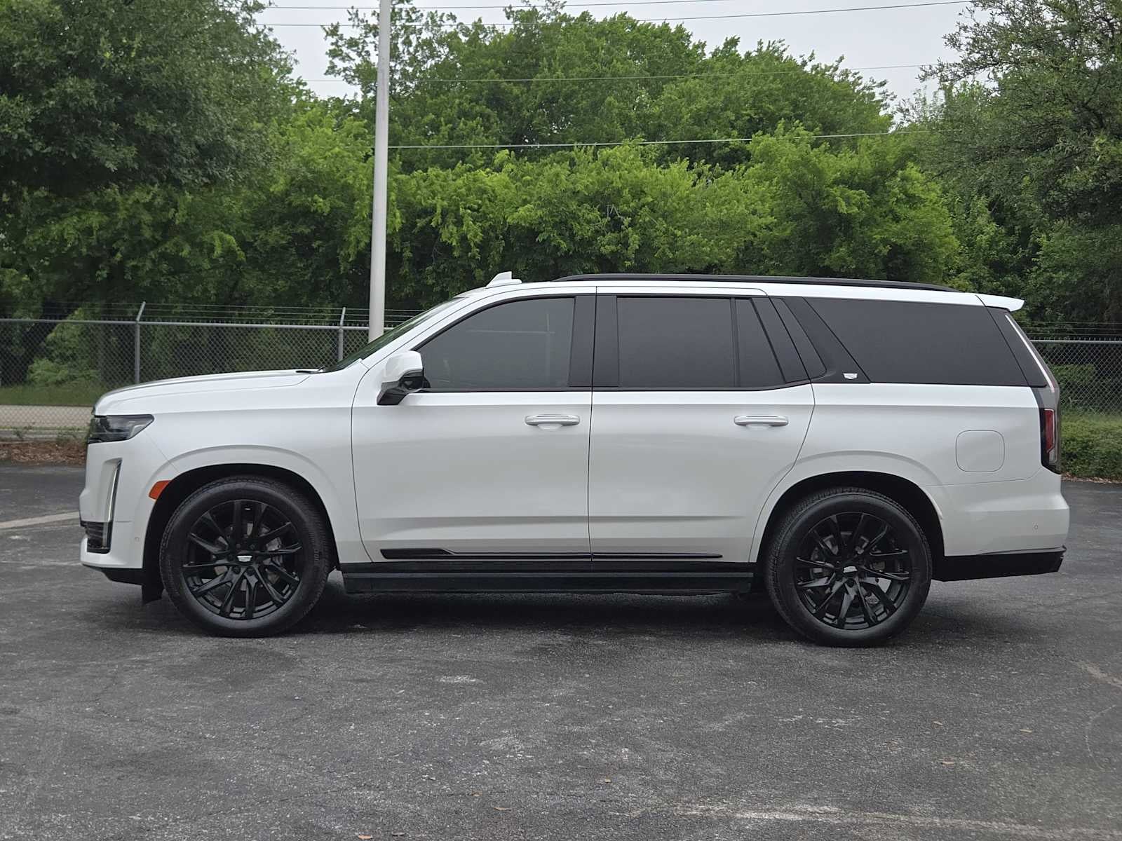 2023 Cadillac Escalade 4WD Sport
