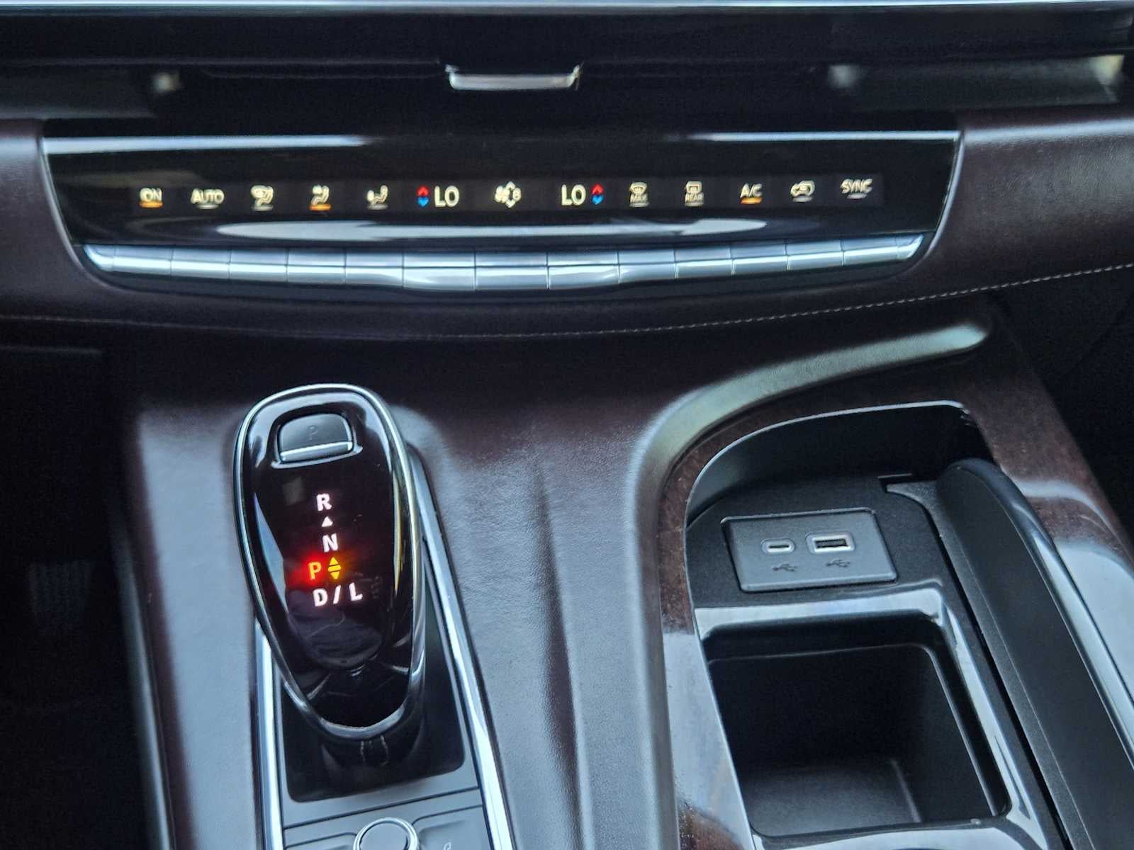 2023 Cadillac Escalade 4WD Sport Platinum