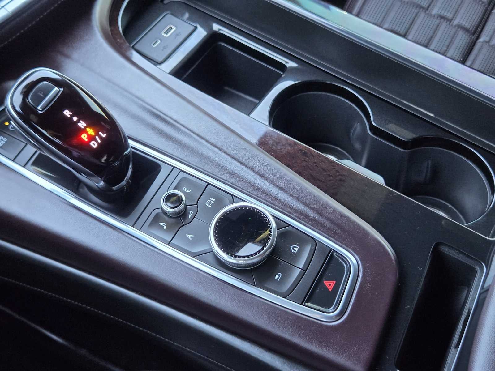 2023 Cadillac Escalade 4WD Sport Platinum