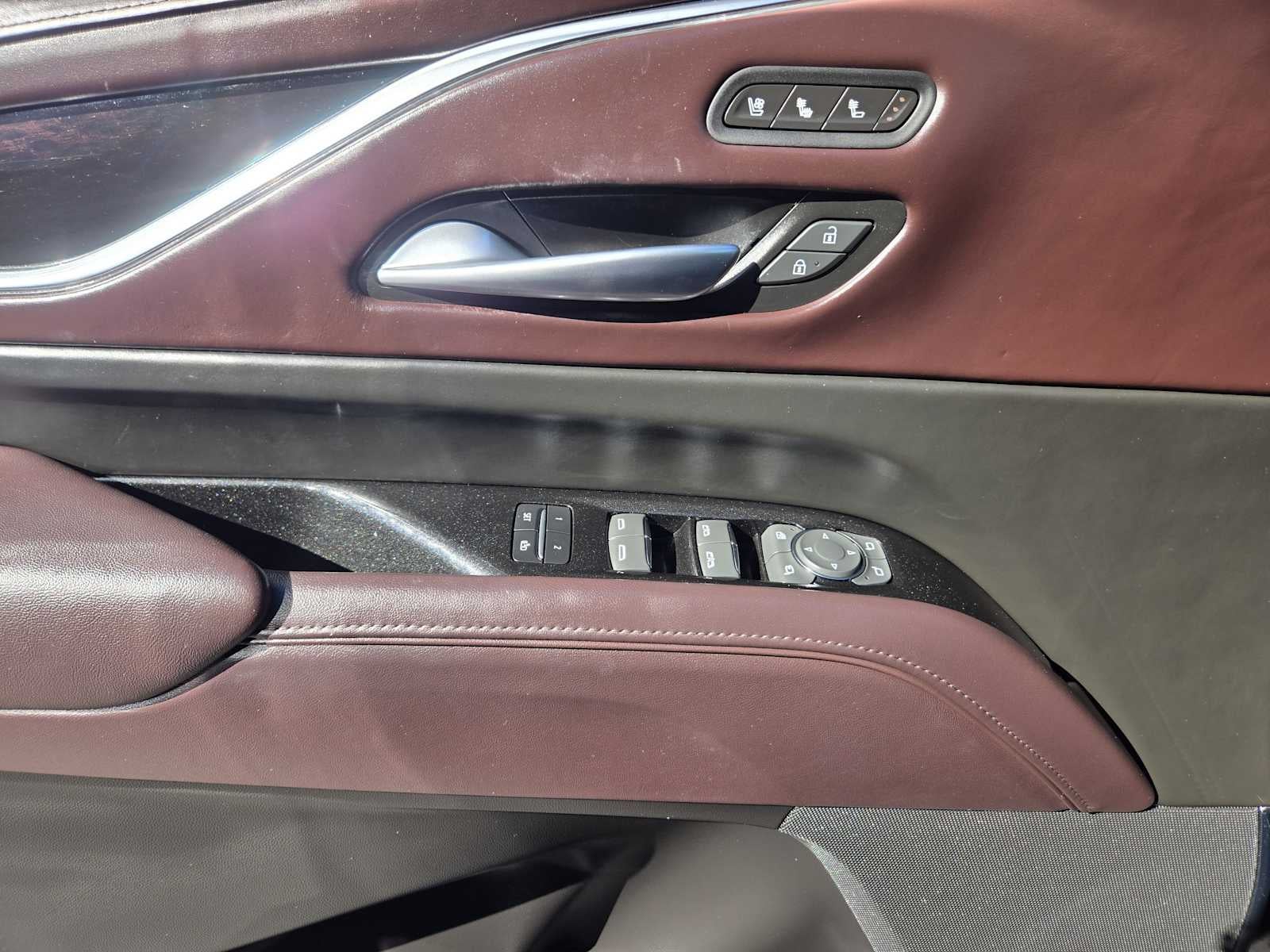 2023 Cadillac Escalade 4WD Sport Platinum