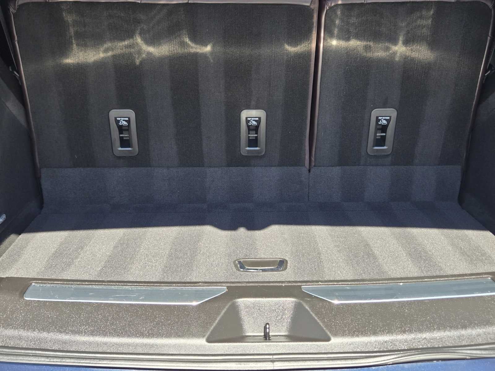 2023 Cadillac Escalade 4WD Sport Platinum