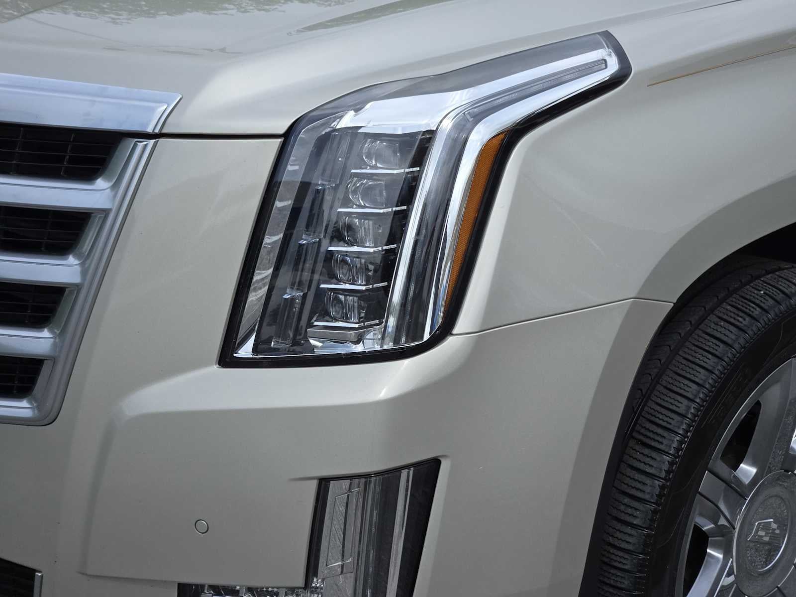 2015 Cadillac Escalade ESV Luxury