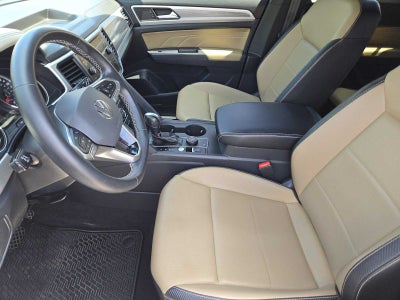 2021 Volkswagen Atlas Cross Sport 2.0T SE w/Technology