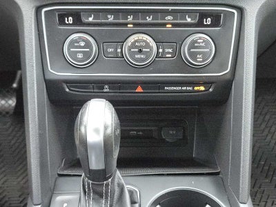 2021 Volkswagen Atlas Cross Sport 2.0T SE w/Technology