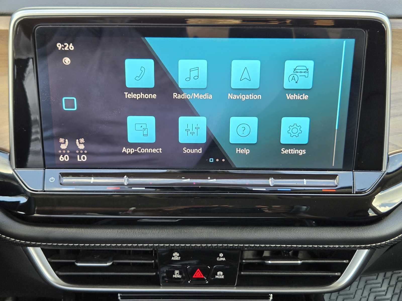 2024 Volkswagen Atlas 2.0T SE w/Technology