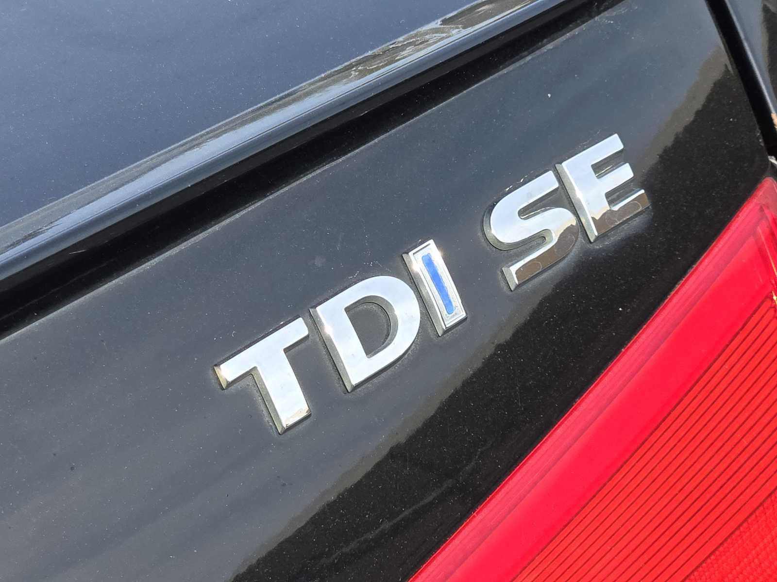 2015 Volkswagen Passat 2.0L TDI SE w/Sunroof