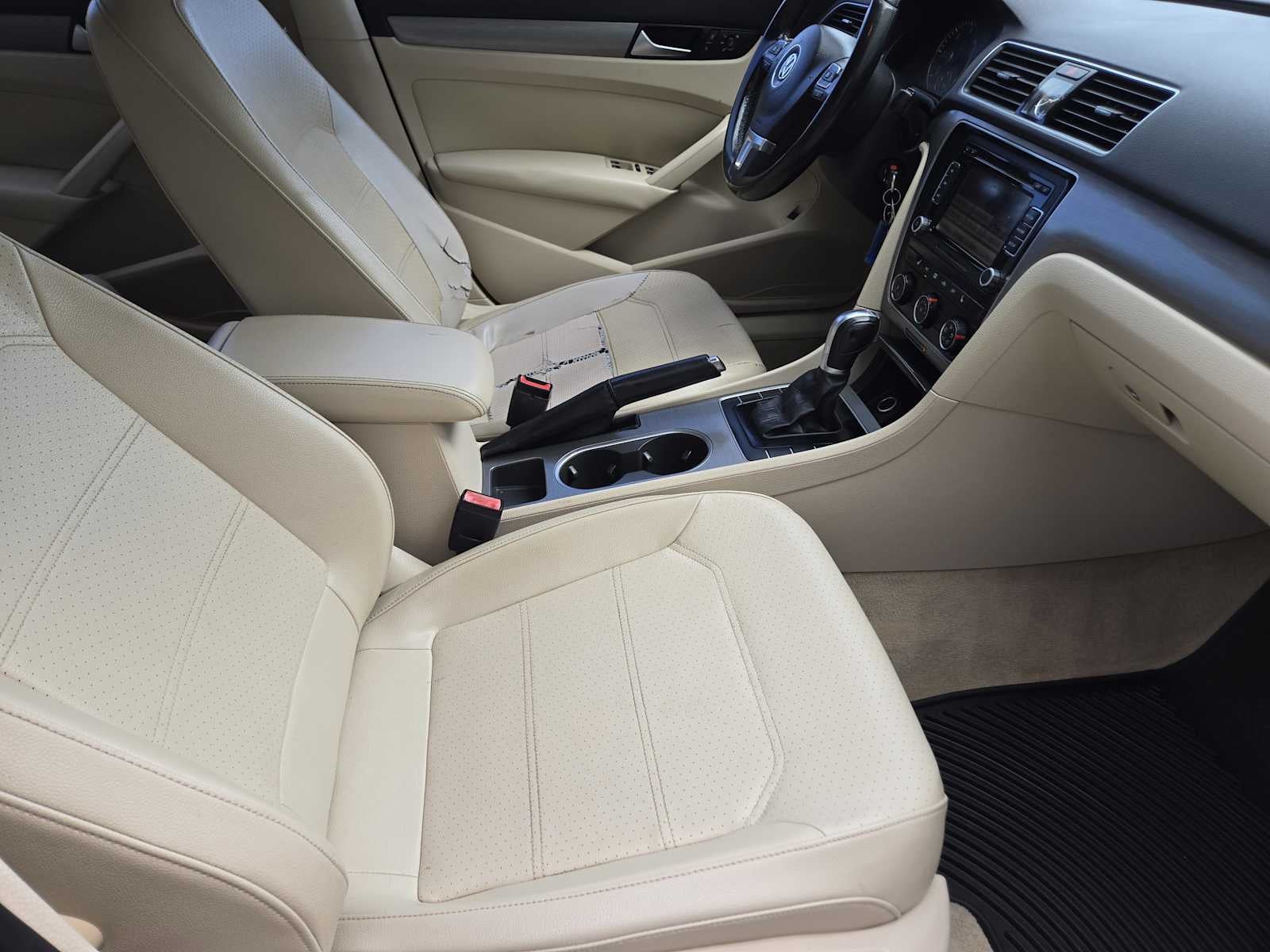 2015 Volkswagen Passat 2.0L TDI SE w/Sunroof