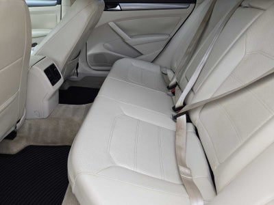 2015 Volkswagen Passat 2.0L TDI SE w/Sunroof