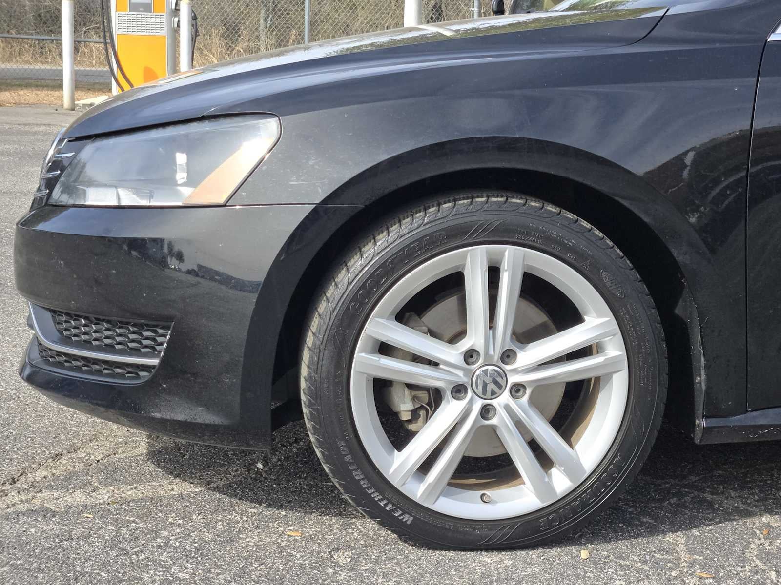 2015 Volkswagen Passat 2.0L TDI SE w/Sunroof