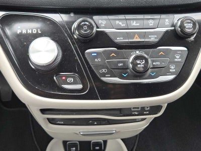 2019 Chrysler Pacifica Touring L Plus