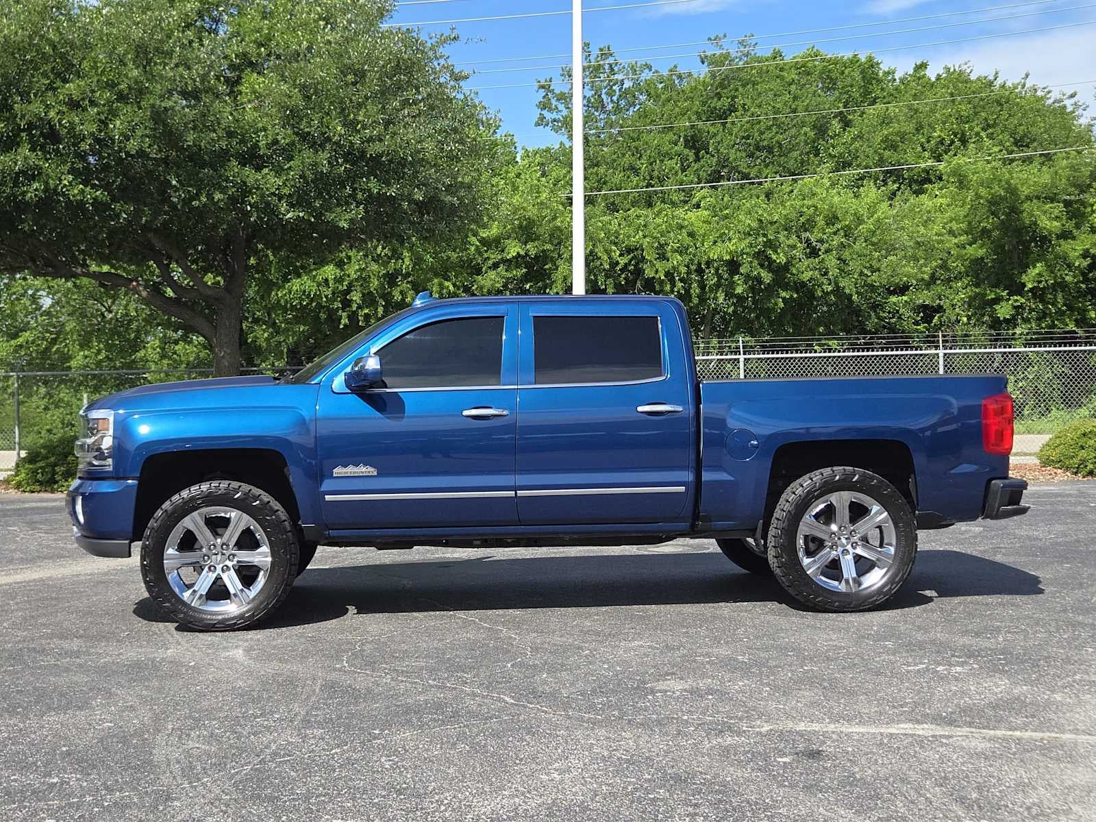 2017 Chevrolet Silverado 1500 High Country