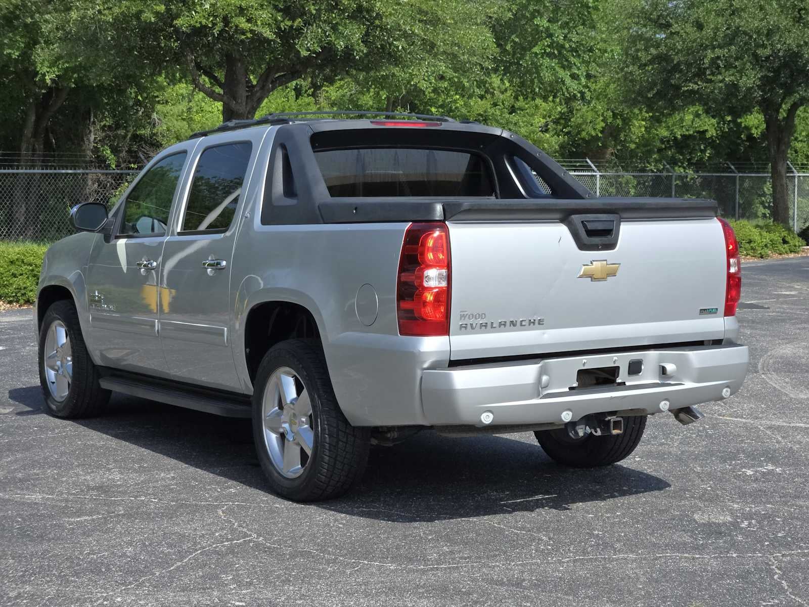 2011 Chevrolet Avalanche LT