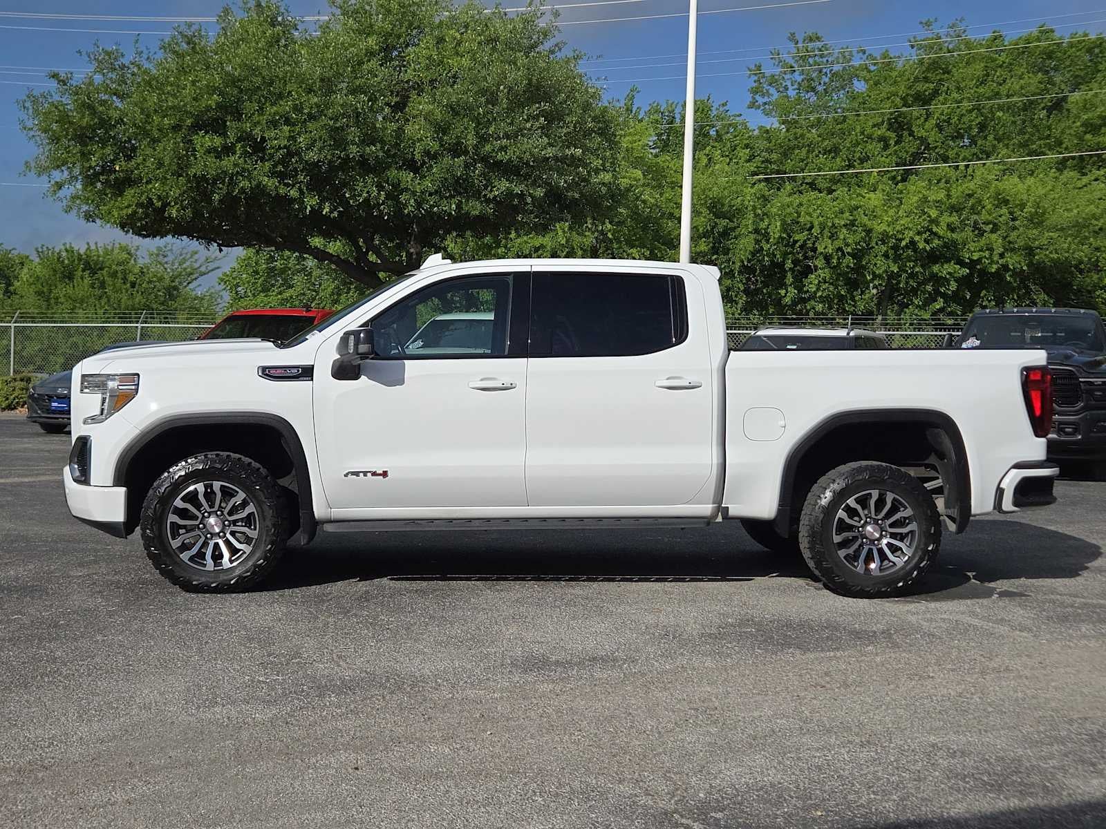 2022 GMC Sierra 1500 Limited AT4