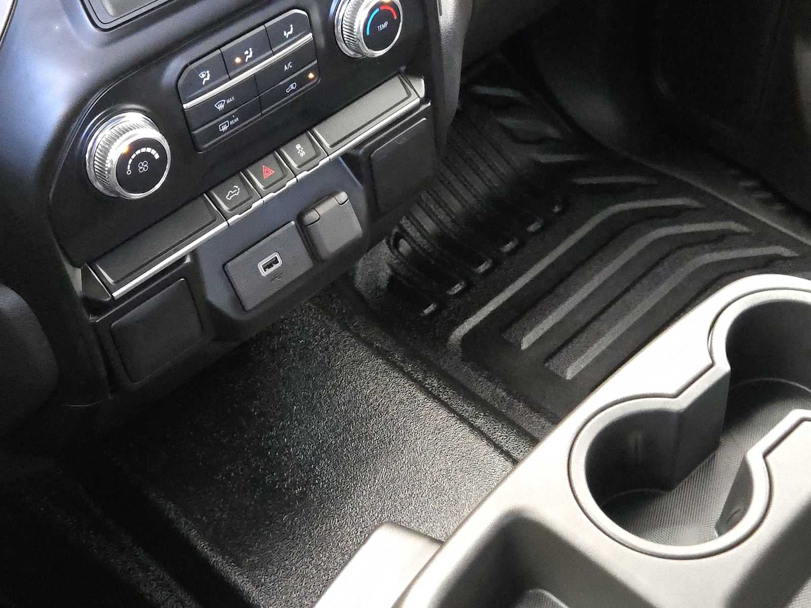 2020 GMC Sierra 1500 4WD Crew Cab 147"