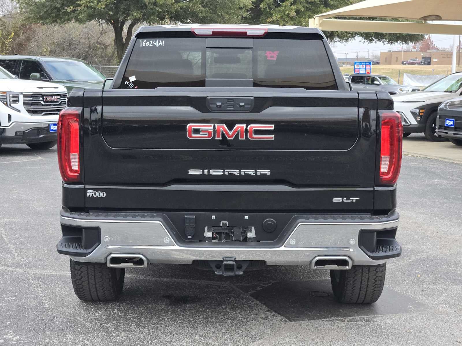 2024 GMC Sierra 1500 SLT