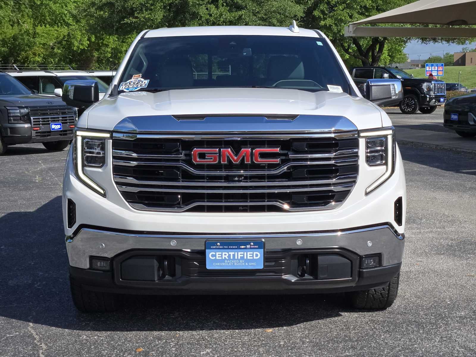 2024 GMC Sierra 1500 SLT
