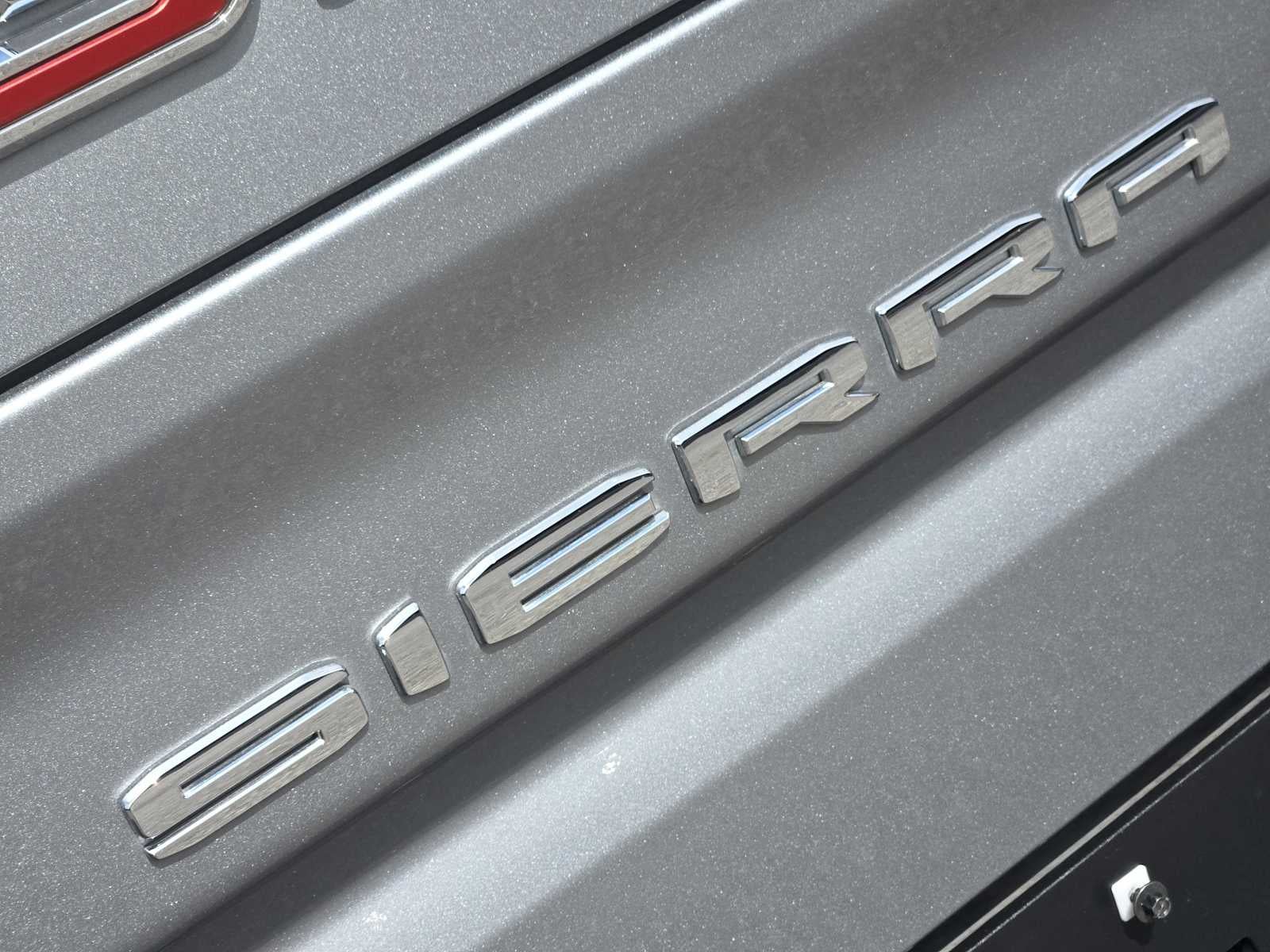 2025 GMC Sierra 1500 AT4X