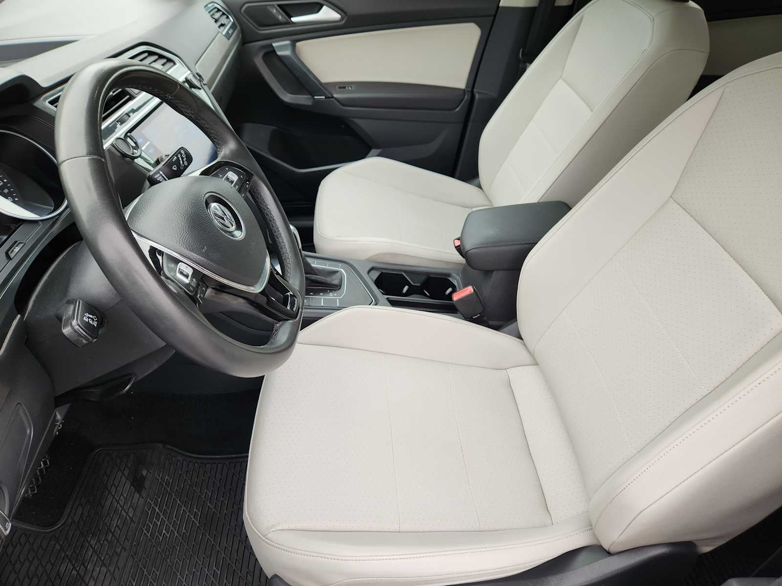 2020 Volkswagen Tiguan SE