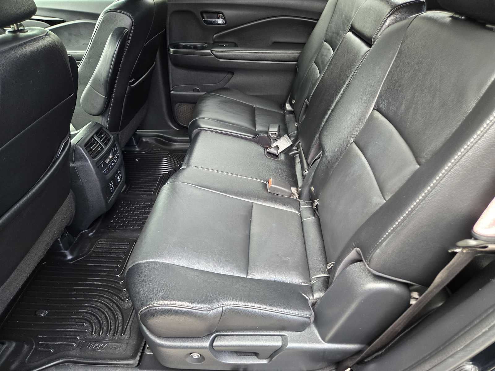 2021 Honda Pilot Touring 8-Passenger