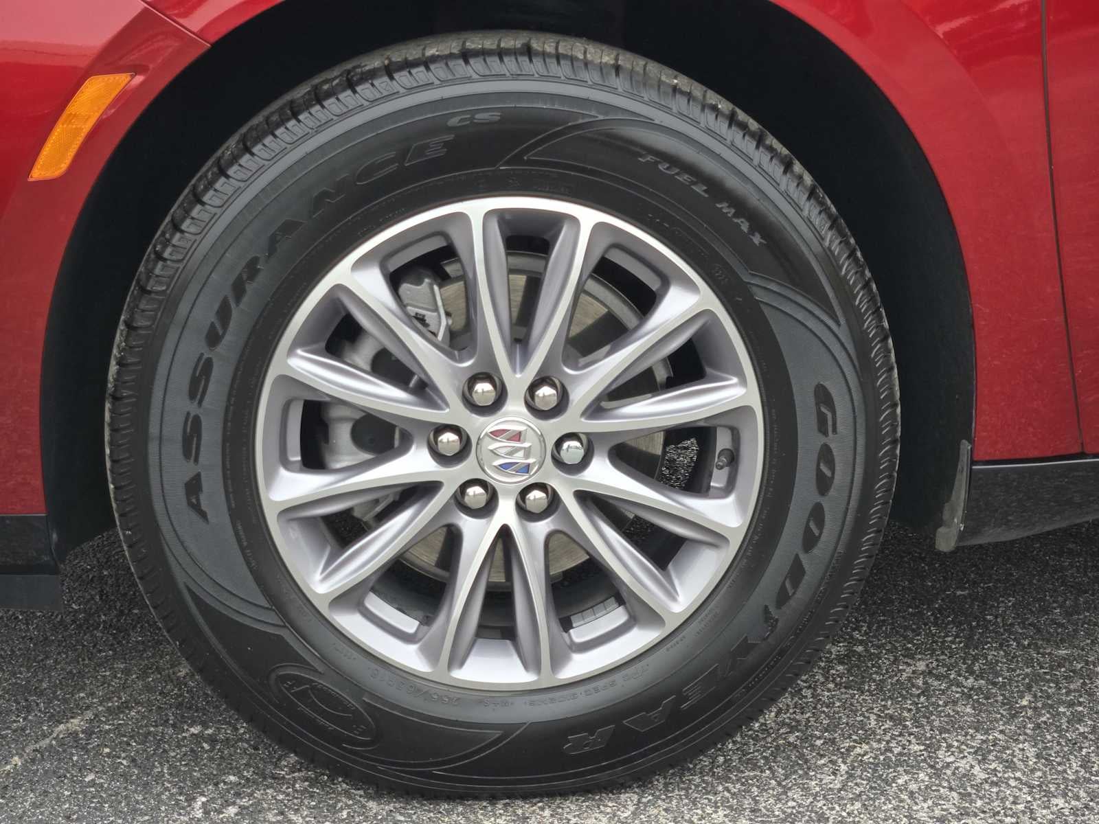 2024 Buick Enclave Essence