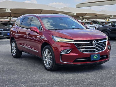 2023 Buick Enclave Essence
