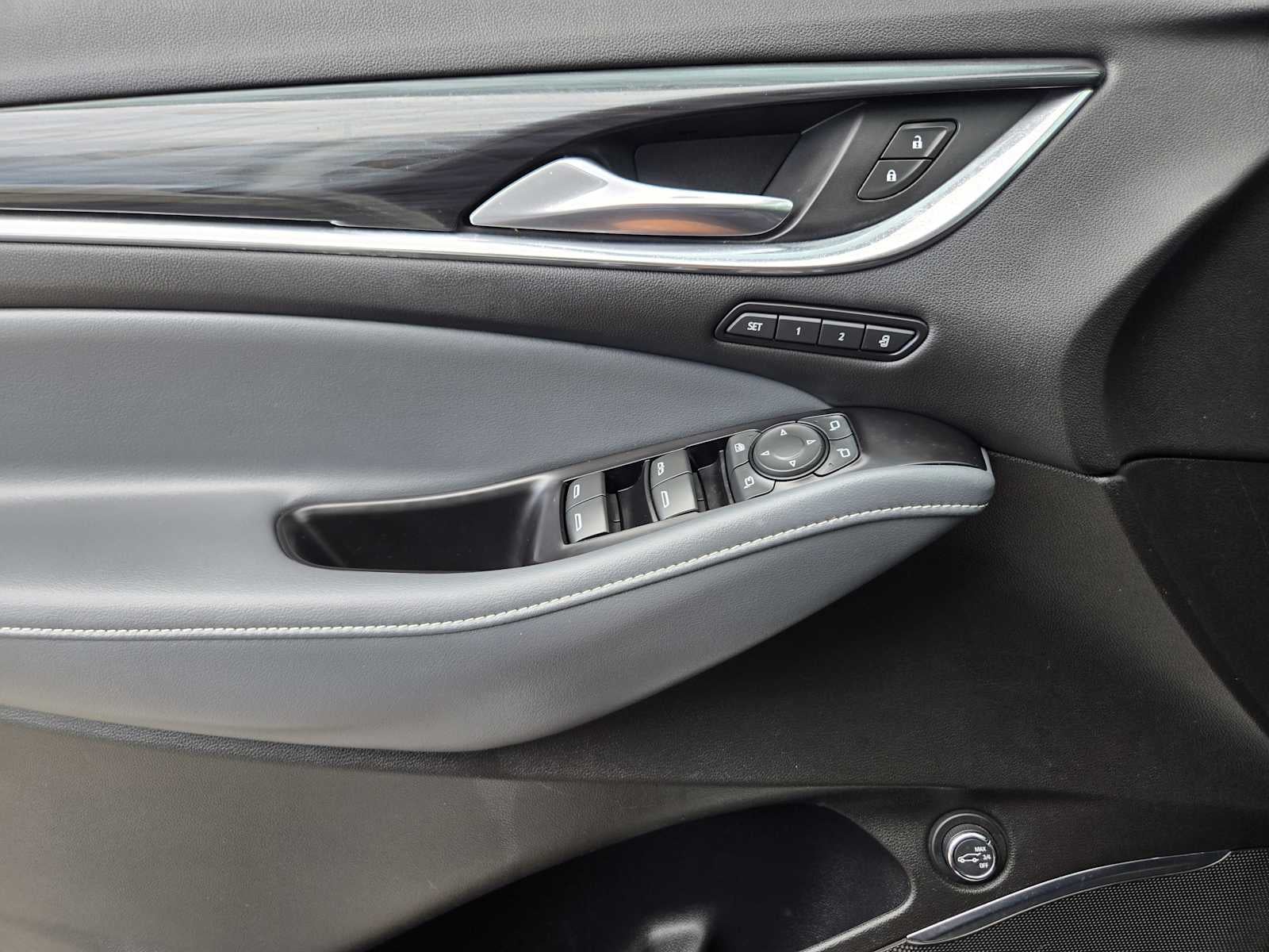 2020 Buick Enclave Premium