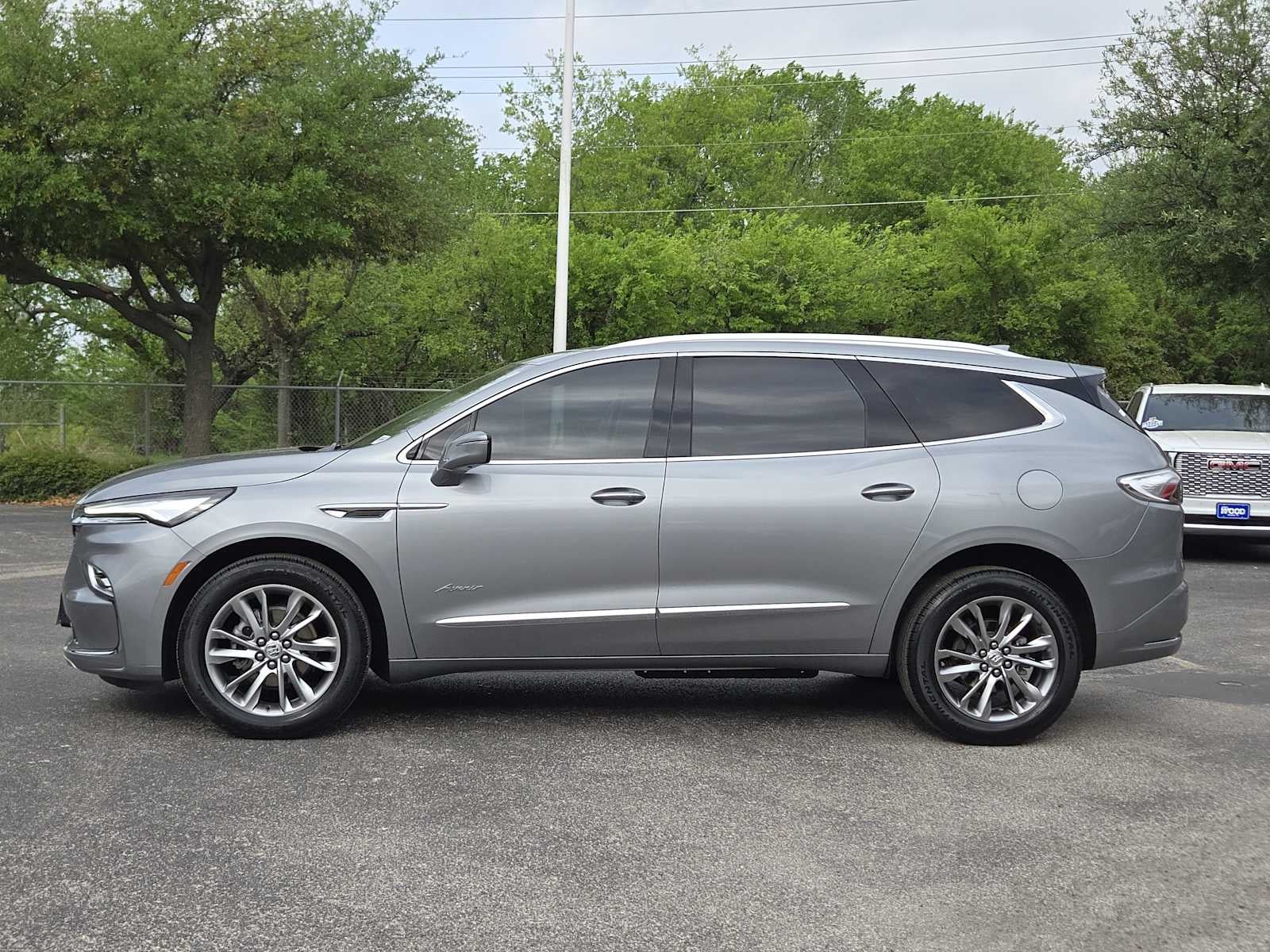 2024 Buick Enclave Avenir