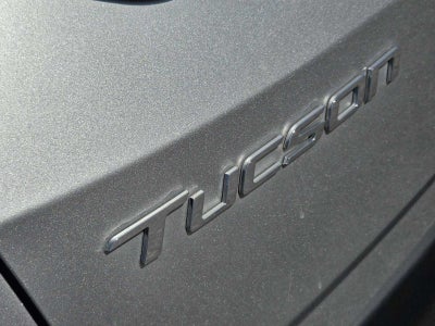 2022 Hyundai TUCSON SE
