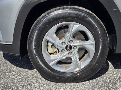 2022 Hyundai TUCSON SE
