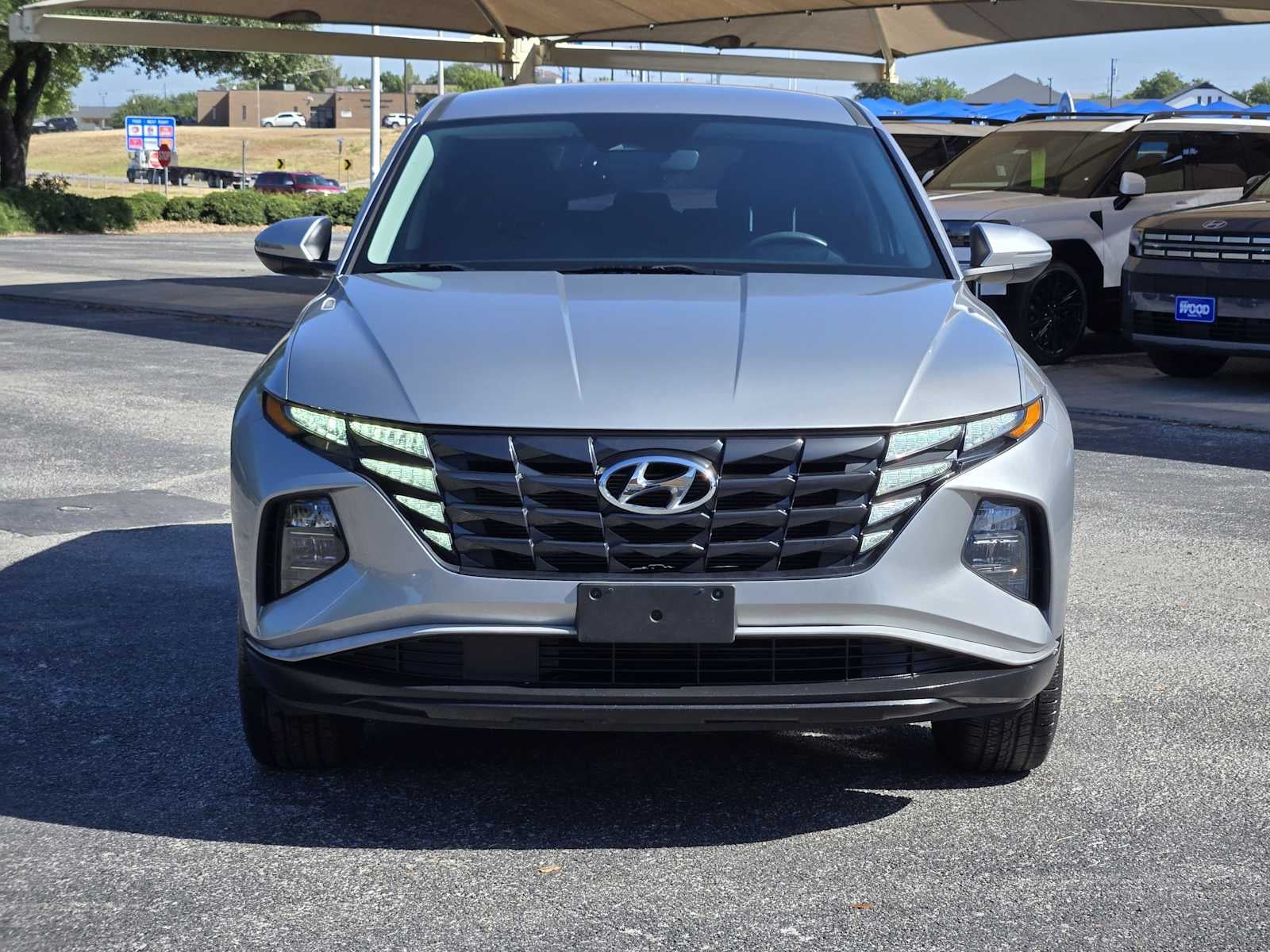 2022 Hyundai TUCSON SE