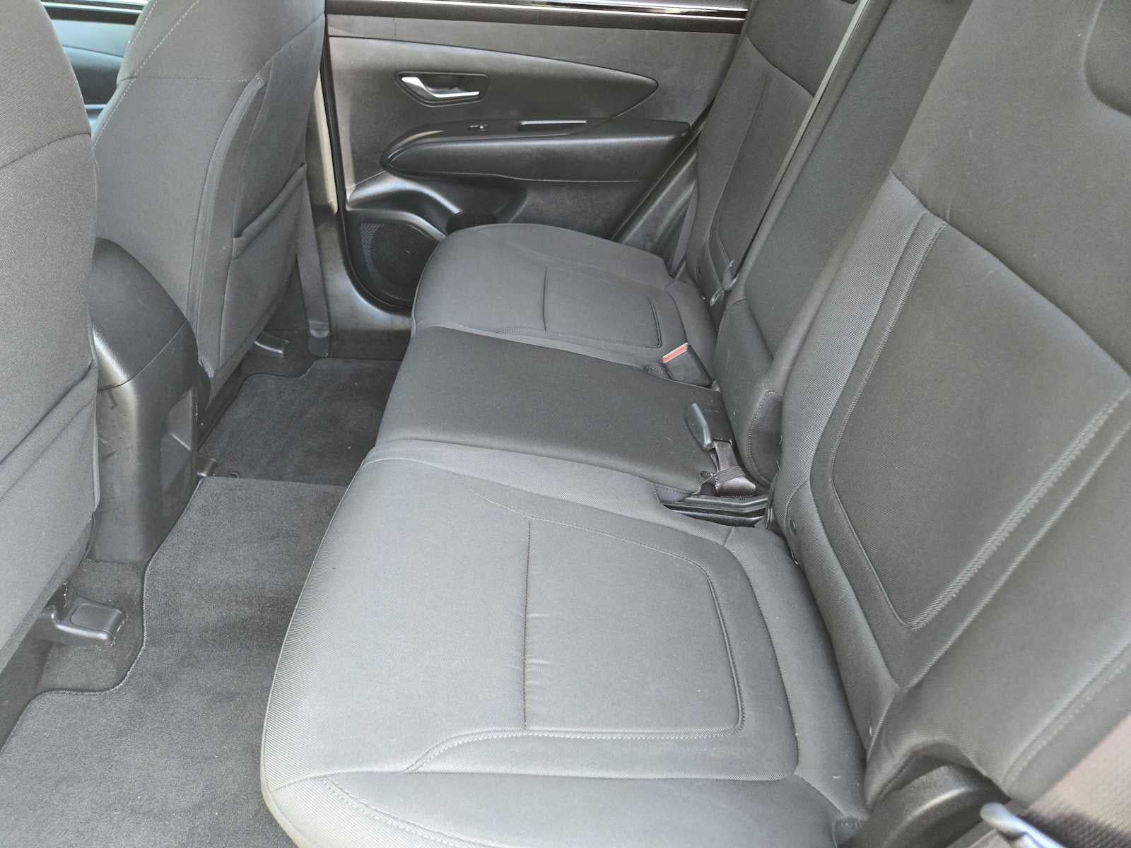 2022 Hyundai TUCSON SE