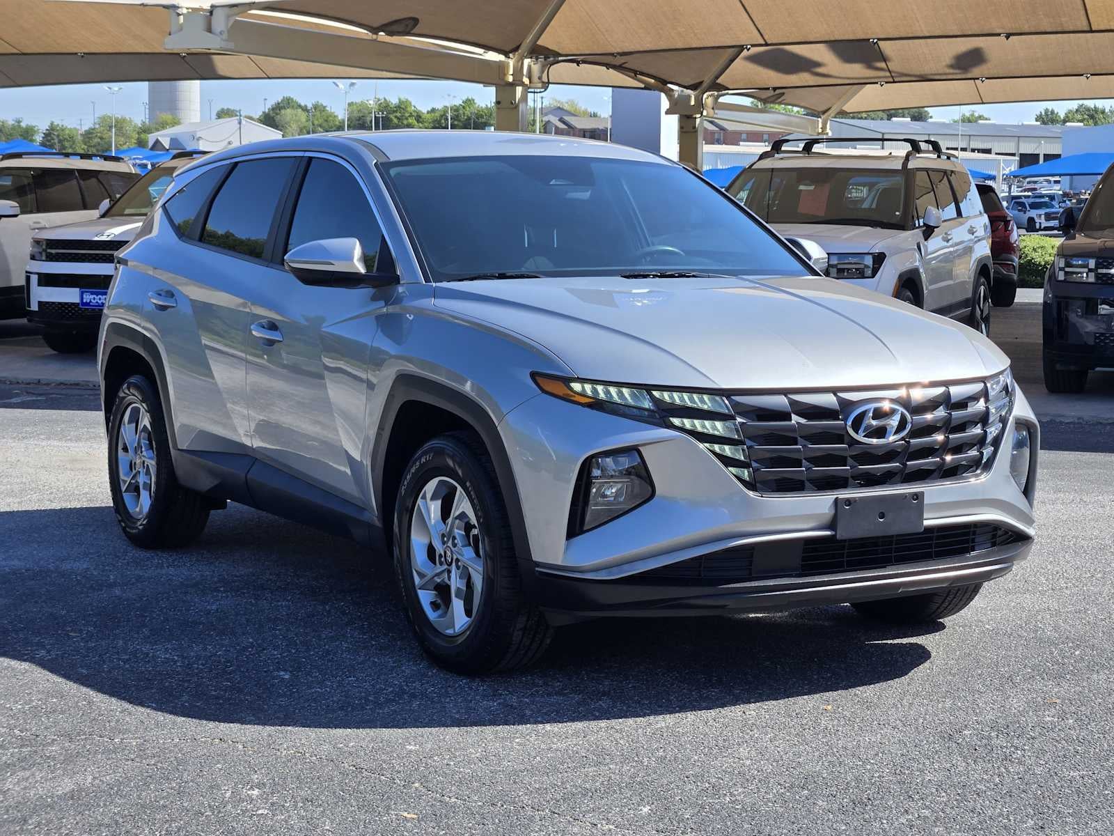 2022 Hyundai TUCSON SE