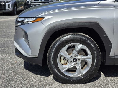 2022 Hyundai TUCSON SE