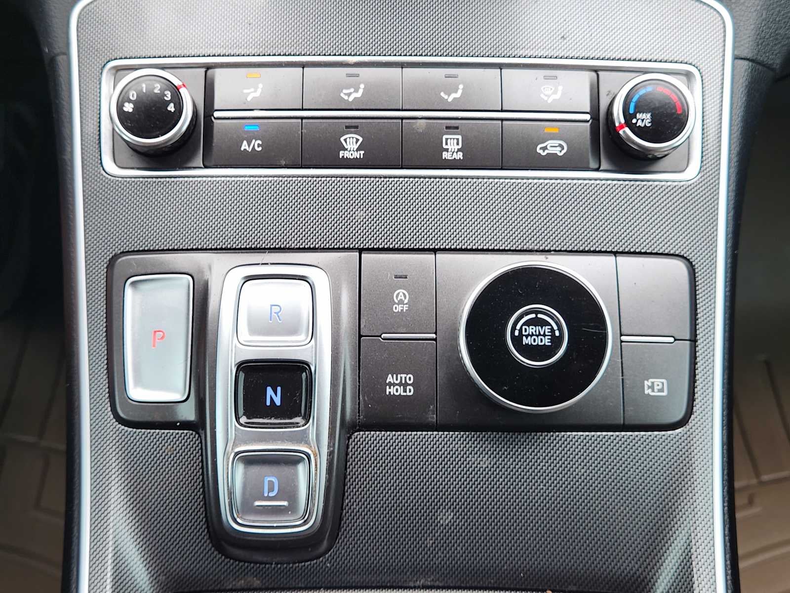 2021 Hyundai SANTA FE SE