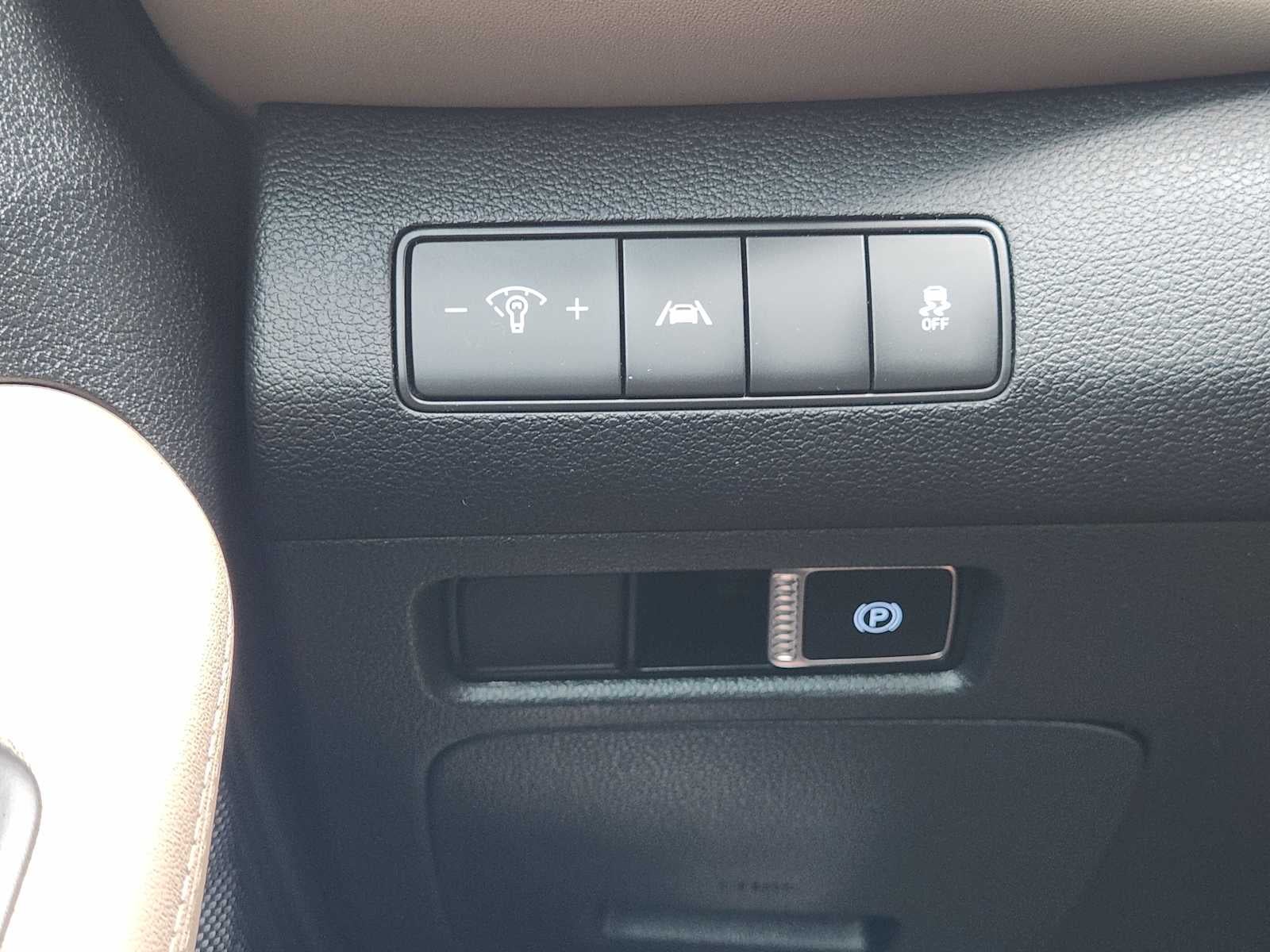2021 Hyundai SANTA FE SE