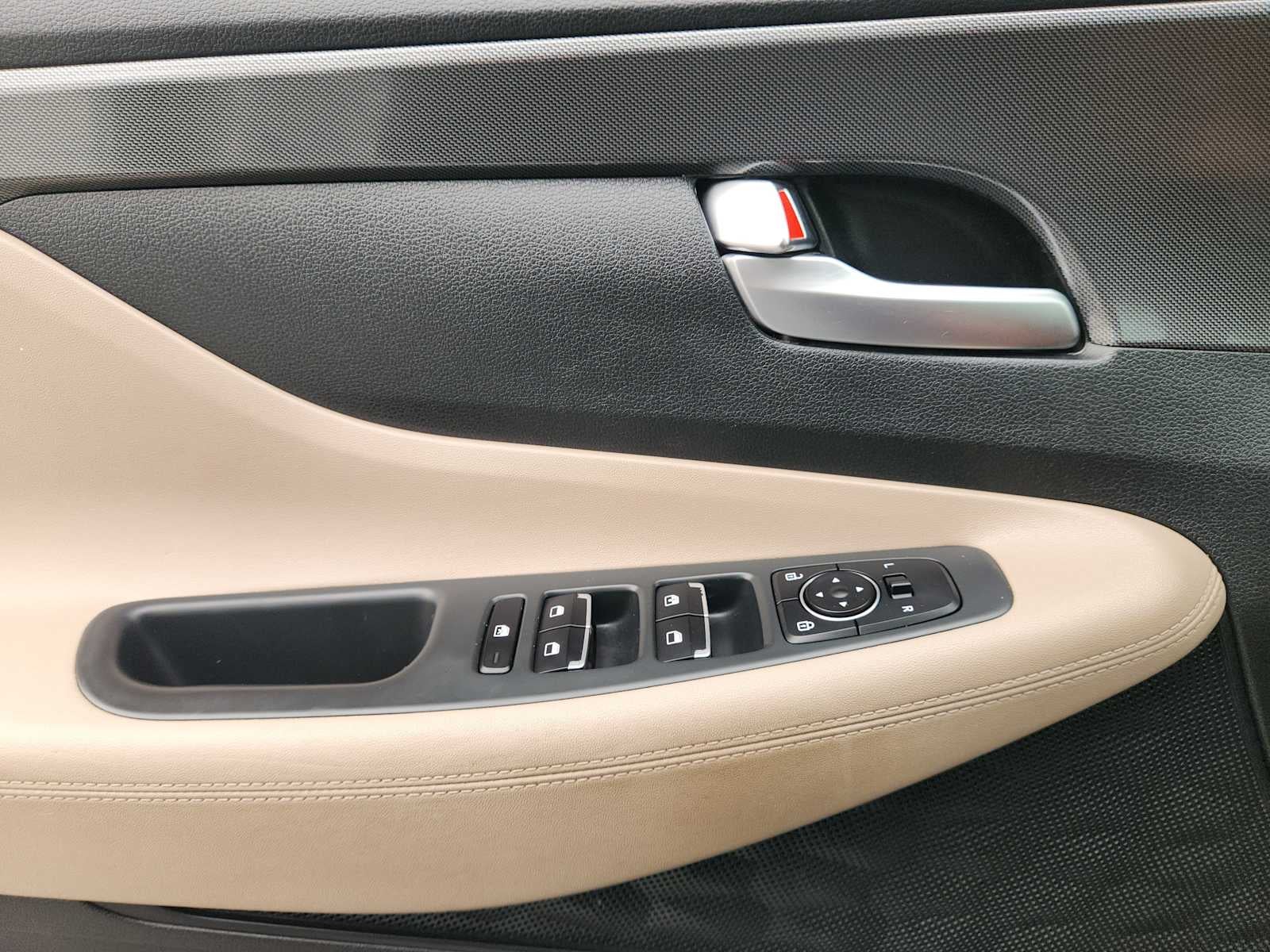 2021 Hyundai SANTA FE SE