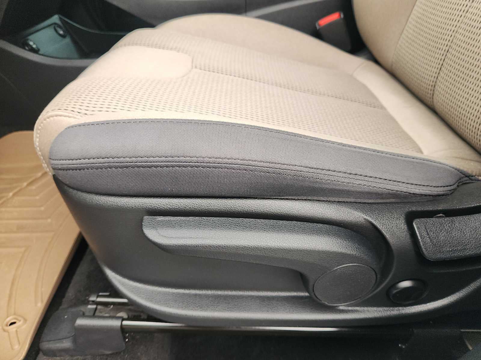 2021 Hyundai SANTA FE SE